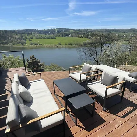 Comfortable With Outdoor Activities فيلة *
