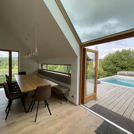 Comfortable With Outdoor Activities فيلة Lazinov