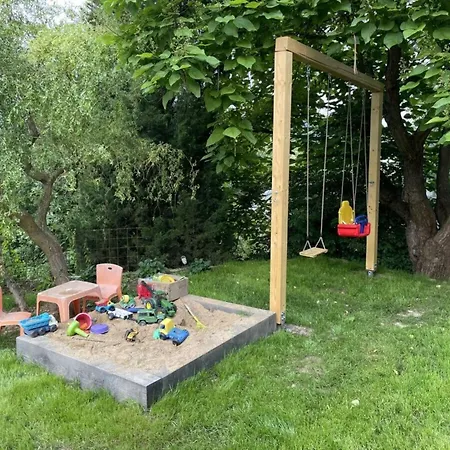 Comfortable With Outdoor Activities فيلة Lazinov